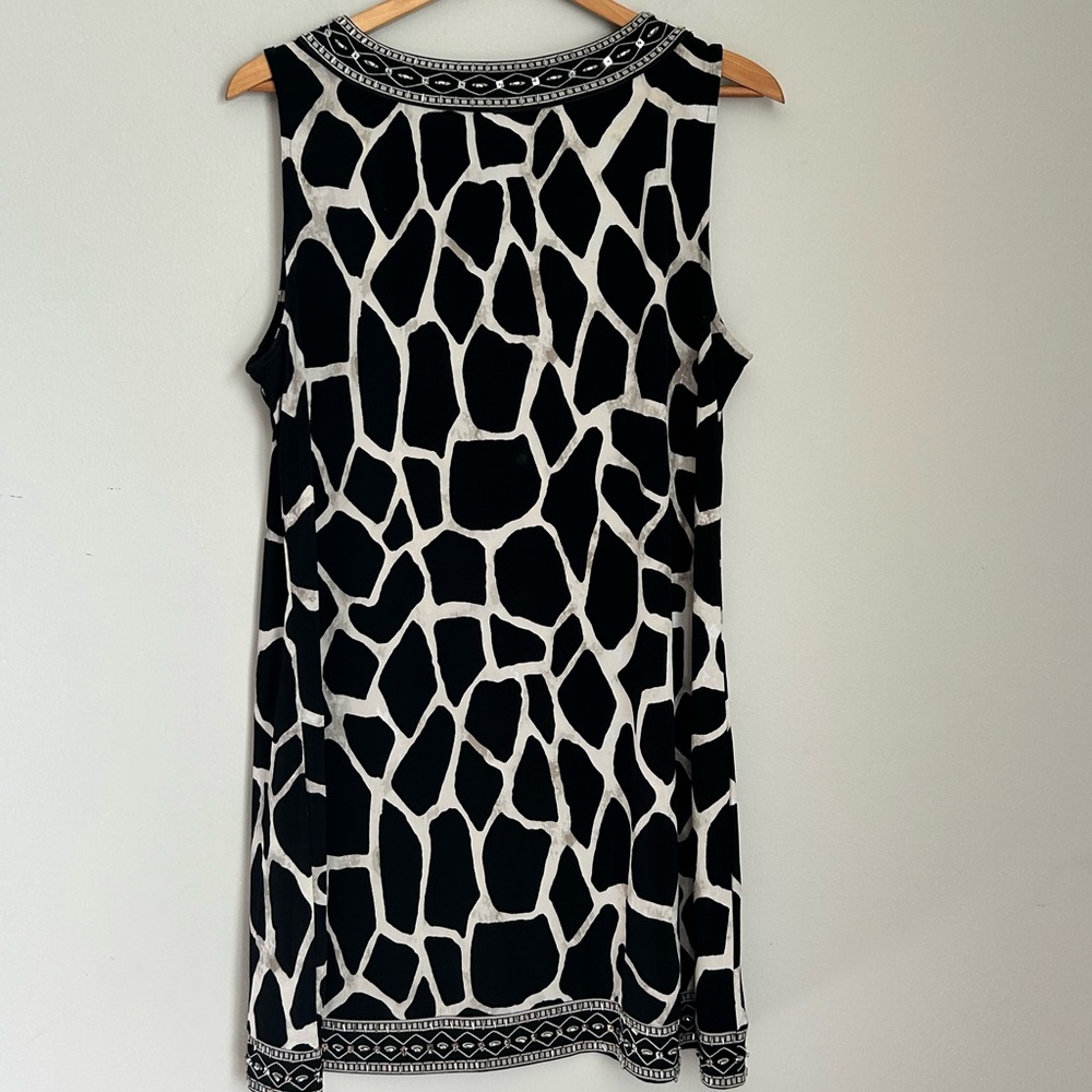 Alfani XL Black & Ivory Sleeveless Shift Dress - Picture 5 of 7